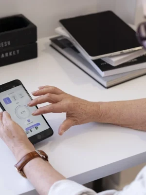 Pantalla de app mostrando opciones de control de salud diario
